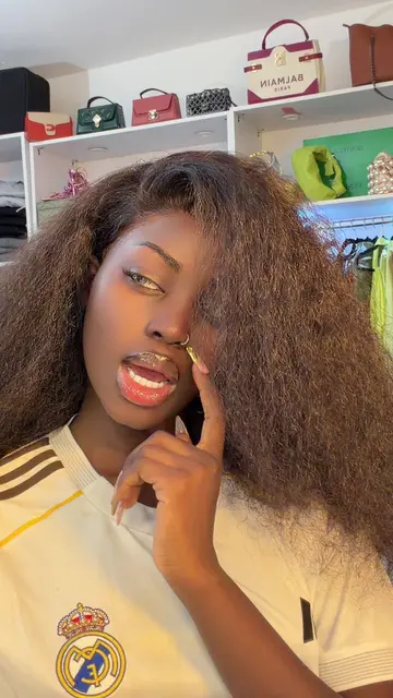 Vidéo TikTok virale de @fatou_ndiaye_sn – tendance | DiodioGlow