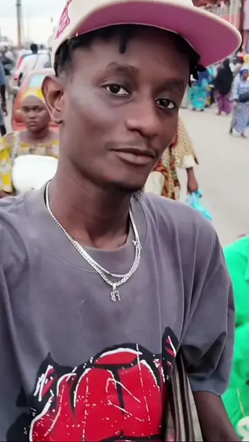 From dakar to Abidjan Vlog suite sur ma chaîne YouTube😻😂😂😂😂 @Bbei BINTA ❤️Mrs Thiam💍