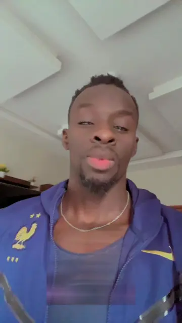 Featuring avec qui a ton avis ? 🤗