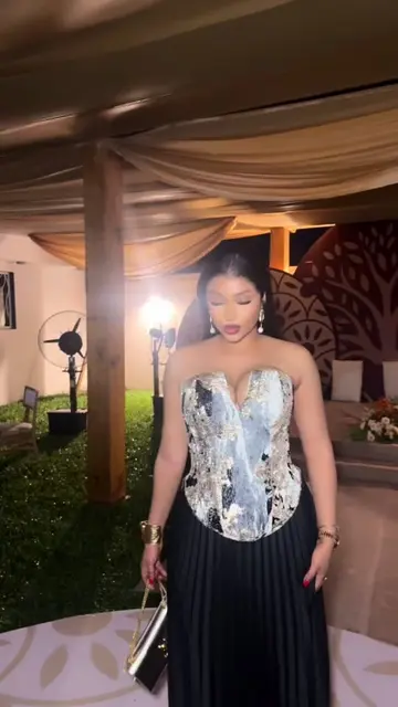 Un près mariage pas comme les autres 😍 félicitations mon bb @Africancountess  #rackyaidara #abidjan