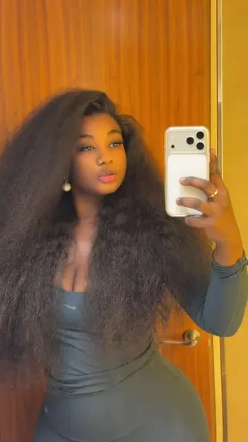 Barçalone à tout à l’heure  #miaguisse  #eclosion  #choix  #unique #jigeen