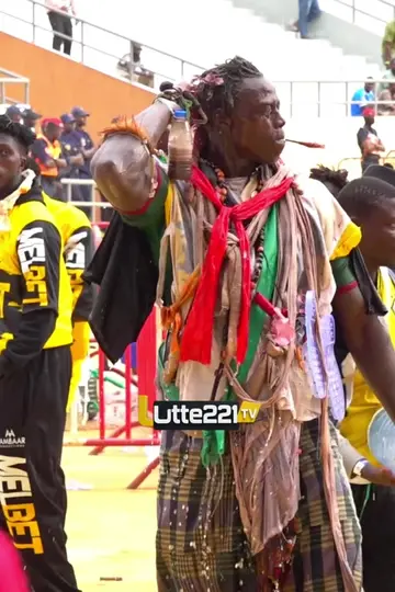 Prince Lo daw daw daguaye Took Khar Indien Yagui Nieuw 🔥💪#foryoupage #viralvideo #lutte221tv #221live #pourtoii