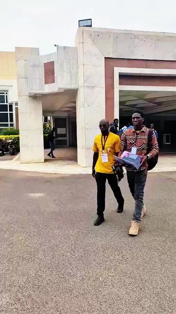 Vidéo TikTok virale de @lebergerhitech – tendance | DiodioGlow