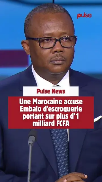 Les déboires s’enchainent contre Embalo. Renversé récemment du pouvoir en Guinée-Bissau, l’ancien président bissau-guinéen fait face à une nouvelle accusation. Une femme de nationalité marocaine l’accuse de l’avoir escroquée et spoliée d’un montant estimé à plus d’un milliard de francs CFA. Selon Enquête, qui donne la nouvelle, une procédure avait été ouverte devant les tribunaux sénégalais , mais elle était restée bloquée en raison de l’immunité présidentielle dont bénéficiait Embaló durant son mandat. Cette protection étant désormais levée, l’affaire pourrait reprendre son cours. Pour l’ex-chef d’État, déjà fragilisé par sa chute politique, cette mise en cause marque une nouvelle étape délicate dans une période post-pouvoir qui s’annonce particulièrement tumultueuse. A signaler qu’une plainte a été déposée, jeudi 4 décembre 2025, contre Embalo et certains de ses anciens collaborateurs au Bureau du Procureur de la Cour pénale internationale (Cpi) par des familles de ‘’victimes de tortures, d’assassinats et d’actes de violence politique’’, survenus au cours de son régime. Ces familles de victimes, qui ont officiellement saisi le cabinet d’avocat de Me Saïd Larifou, entendent également engager des poursuites contre les responsables présumés de ces crimes devant des juridictions nationales et étrangères en appliquant le principe de la compétence universelle. #pulsenewsreels #SinformerSurTikTok