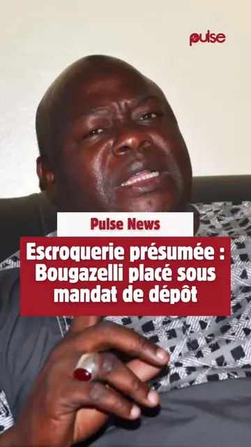 L’ancien parlementaire Seydina Fall, plus connu sous le nom de Bougazelli, a de nouveau rendez-vous avec la justice. Selon des sources proches du dossier, l’ex-député a été déféré ce vendredi matin au parquet avant d’être placé sous mandat de dépôt par le procureur de la République près le Tribunal de Grande Instance de Pikine-Guédiawaye, Saliou Dicko. Bougazelli, reconverti en agent immobilier, est accusé d’escroquerie portant sur un montant avoisinant deux millions de francs CFA. Il aurait été interpellé en début de semaine par les éléments de la Sûreté urbaine du Commissariat central de Guédiawaye à la suite d’une plainte l’impliquant dans une transaction litigieuse. Son procès est programmé en flagrant délit pour le 10 décembre prochain, sauf renvoi éventuel. Cette nouvelle affaire judiciaire remet l’ancien député sous les projecteurs, lui qui avait déjà fait face à des démêlés judiciaires par le passé. En attendant son audience, Bougazelli séjourne à la prison, dans l’attente de s'expliquer devant le tribunal sur les faits qui lui sont reprochés. #pulsenewsreels #SinformerSurTikTok