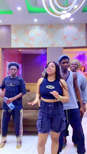 Vidéo TikTok virale de @mamendiayesavon111 – tendance | DiodioGlow