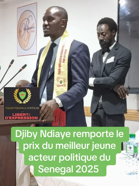 Le président Damél Maissa Fall décerne un prix à Djiby Ndiaye comme meilleur jeune acteur politique du Sénégal 🇸🇳 de l’année 2025 ❤️❤️#pourtoi #fyp #viral #foryoupage❤️❤️