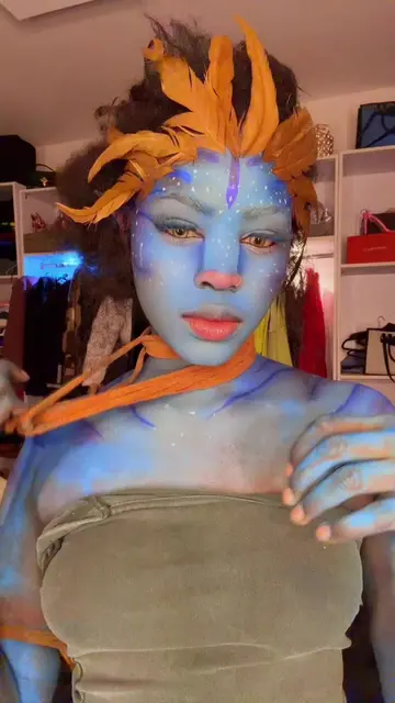 Vidéo TikTok 😂 de @fatou_ndiaye_sn – tendance | DiodioGlow