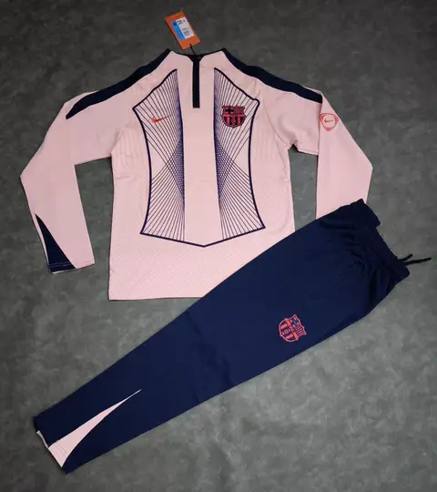 Disponible na 763369228