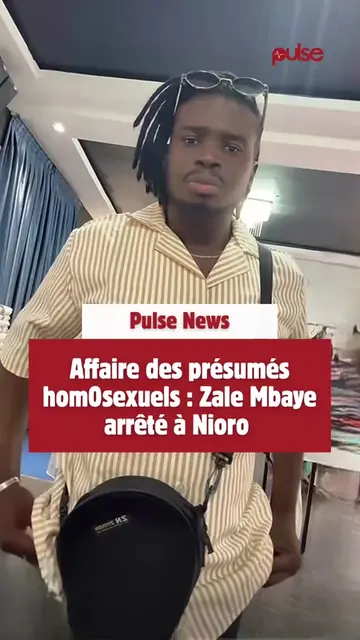 Z. Mbaye, tiktokeur, a été arrêté vendredi soir à Nioro du Rip (Kaolack) dans l’affaire des présumés hom0sexuels, portant à 21 le nombre de suspects interpellés. Mbaye, présenté comme un célèbre tiktokeur, a été interpellé vendredi soir à Nioro du Rip, dans la région de Kaolack, dans le cadre de l’affaire dite des présumés hom0sexuels, portant ainsi à 21 le nombre de suspects arrêtés depuis l’éclatement de ce dossier. Selon les mêmes sources, il a été appréhendé par les éléments de la brigade territoriale de la gendarmerie de Nioro du Rip. Au moment où ces lignes sont écrites (23h 40), il se trouve toujours entre leurs mains. Le mis en cause devrait être transféré dans les prochaines heures à Keur Massar pour les besoins de l’enquête, précisent les sources. Le même jour, un autre suspect est arrêté à Thiès, et déjà conduit à la brigade de recherche de Keur Massar. L’enquête se poursuit afin de faire la lumière sur cette affaire qui a déjà conduit à l’interpellation de plusieurs personnes poursuivies pour « actes c0ntre nature » ainsi que plusieurs autres infractions. Source: le Soleil #pulsenewsreels #SinformerSurTikTok
