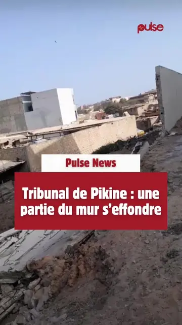 Un incident a été signalé ce jour à Pikine, ou une partie du mur du tribunal d'instance s'est effondrée. Selon les premières informations, les circonstances exactes de cet effondrement restent à déterminer. À ce stade, aucune communication officielle n'a été publiée par les autorités compétentes. Aucun cas de victime humaine n'a été enregistré. Toutefois, deux chevaux attachés derrière le mur ont été touchés ; malheureusement, l'un d'eux n'a pas survécu. #pulsenewsreels #sinformersurtiktok