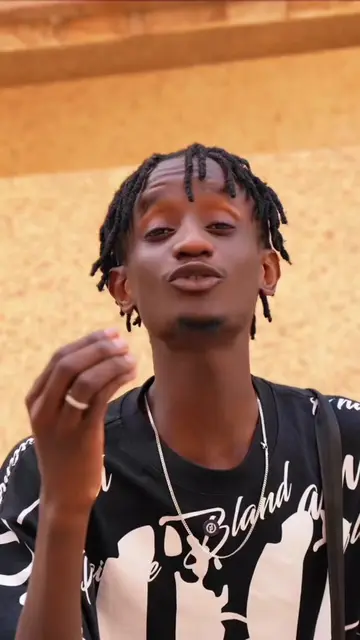 So Beugué Dem Coupe du Monde, wala gagner nga am Xaar si Tabaski bi ak Tissus ak or ak Xaliss bou beuri  Meune na nek avec 💃🥰🥳@Orange Sénégal  Rechargel à partir de 1000F de crédit rek pour book si tirage bi Lo geuneu rechargé di geuneu beuri chances!  Li nexx na dé  #Orange #WadialCoupedumonde #Tabaski