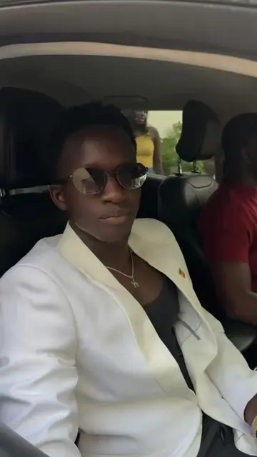Adouna mètti woul dé 😂 @khadimbamba @MBOSSÉ OFFICIEL♋️❤️🎬 #viralvideo