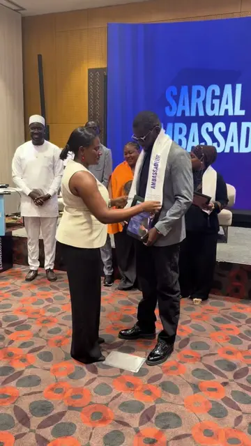 Convention citoyenne des Influenceurs : Omar Africa décoré  Je dédie cette distinction à tous ce qui me suivent sur les réseaux. Chaque vue, chaque commentaire, chaque partage et chaque mot d’encouragement ont contribué à ce parcours. Sans votre confiance, rien de tout cela n’aurait été possible. Cette distinction est aussi la vôtre. Elle me motive à continuer à produire un contenu toujours plus utile, responsable et à la hauteur de votre confiance. Merci à Polaris Asso d’avoir fait de moi leur ambassadeur. Merci à la Plateforme SEN INFLUENCEURS et à Momar Business Attitude. Merci du fond du cœur. Le meilleur reste à venir. #OmarAfrica #ConventionCitoyennedesInfluenceurs