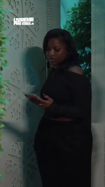 Certaines blessures disparaissent de notre vie… mais continuent de vivre dans notre tête. ❤️ Les jumelles - LIVREUR PRO MAX [Vidéo Nº12] @Dieyna et Zeyna Diao  #drole_videos #livreurpromax