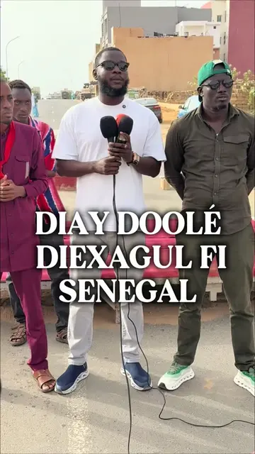 Scandale à la Cité Apix : les deux détenus condamnés avec sursis. Quinze ans après leur recasement pour la construction de l’autoroute à péage, des familles vivent toujours sans titre de propriété et sous la menace d’une expulsion. #ActualiteSenegal #CitéApix #fonciersenegal #AfricaGbCom #RakTakinfo