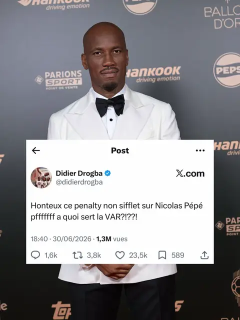 Polémique sur la VAR : Didier Drogba monte au créneau après Côte d'Ivoire-Norvège Le huitième de finale de la Coupe du Monde opposant la Côte d'Ivoire à la Norvège a laissé un goût amer à la légende ivoirienne. Visiblement indigné par une décision arbitrale litigieuse concernant une action sur Nicolas Pépé, Didier Drogba n'a pas mâché ses mots sur les réseaux sociaux. Dans une sortie cinglante, l'ancien capitaine des Éléphants s'est insurgé contre l'omission d'un penalty évident, remettant ouvertement en cause l'utilité du recours à l'assistance vidéo (VAR) dans cette rencontre cruciale. #pulsenewsreels #SinformerSurTikTok