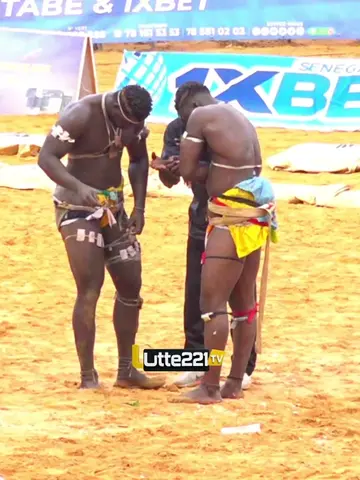 Temps Forts Tapha Mbeur vs Niag bou Ndaw 🔥💪 #foryoupage #pourtoii #foryou #lutte221 #221live