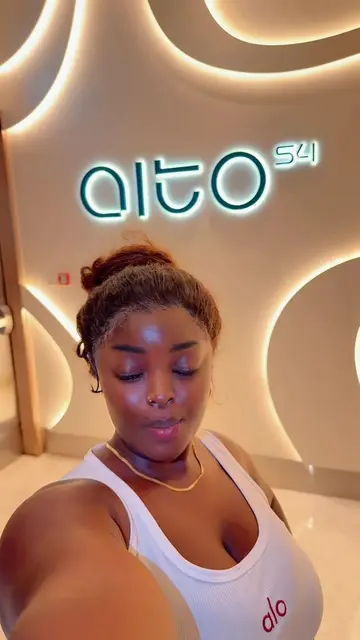 Vidéo TikTok virale de @awoush_kitty – tendance | DiodioGlow